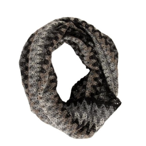 Missoni Infinity Scarf - Picture 2 of 4